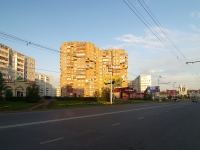 Almetyevsk, Lenin st, 房屋 104Б. 公寓楼