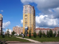 Almetyevsk, Lenin st, house 171. Apartment house