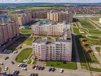 Almetyevsk, Lenin st, house 189. Apartment house