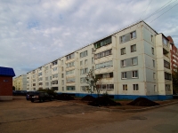 Almetyevsk, avenue Stroiteley, house 12. Apartment house