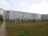 Almetyevsk, Stroiteley avenue, 房屋 20А. 公寓楼