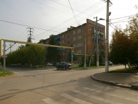 Almetyevsk, Kirov st, 房屋 7. 公寓楼