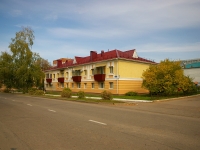 Almetyevsk, st Radishchev, house 63. Apartment house