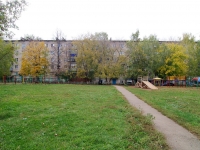 Almetyevsk, Gabdulla Tukay avenue, house 27. Apartment house