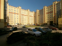 Almetyevsk, Gabdulla Tukay avenue, house 36. Apartment house