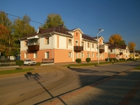 Almetyevsk, Chekhov st, house 14. Apartment house