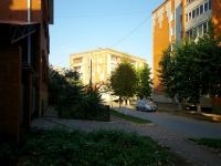 Almetyevsk, Klara Tsetkin st, house 36А. Apartment house
