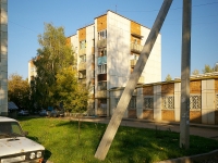 Альметьевск, улица Белоглазова, дом 43. жилой дом с магазином