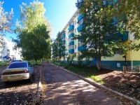Almetyevsk, Beloglazov st, 房屋 56. 公寓楼