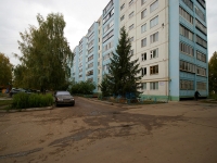 Almetyevsk, Fakhretdin st, house 11. Apartment house