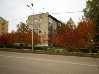 Альметьевск, улица Ризы Фахретдина, дом 22. многоквартирный дом
