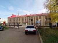 Альметьевск, улица Ризы Фахретдина, дом 35. многофункциональное здание