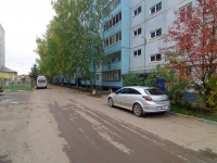 Almetyevsk, Gertsen st, house 82. Apartment house
