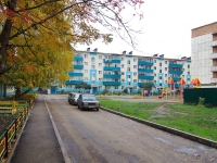 Almetyevsk, 8th Marta st, 房屋 6. 公寓楼
