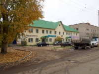Almetyevsk, 8th Marta st, 房屋 14. 商店
