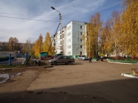 Almetyevsk, st Telman, house 51. Apartment house