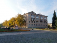 Almetyevsk, Gagarin st, house 3. Apartment house