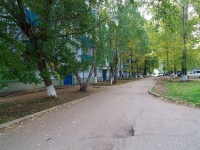 Almetyevsk, st Shevchenko, house 100. Apartment house