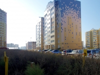 Almetyevsk, Shevchenko st, 房屋 160. 公寓楼