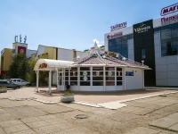 Elabuga, 商店 "Ак Батыр", Mira avenue, 房屋 35А