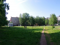 Elabuga, Neftyanikov avenue, house 20А. Apartment house