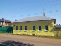 Elabuga, Neftyanikov avenue, house 111. Private house