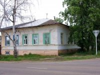 Elabuga, Neftyanikov avenue, house 173. Private house