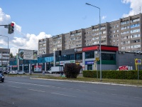 Elabuga, avenue Neftyanikov, house 11А. shopping center