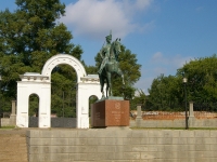 Elabuga, st Razvedchikov. monument