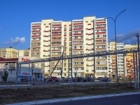 Elabuga, Avtomobilistov st, house 7. Apartment house