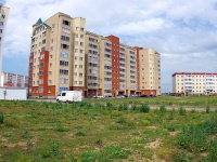 Elabuga, Avtomobilistov st, house 12. Apartment house