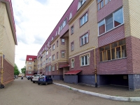 Elabuga, Tugarov st, 房屋 8. 公寓楼