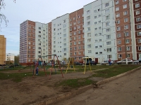 Нижнекамск, улица Бызова, дом 1. многоквартирный дом