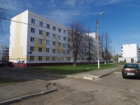 Nizhnekamsk, Byzov st, 房屋 24А. 公寓楼