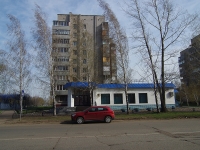 Нижнекамск, улица Бызова, дом 32. многоквартирный дом