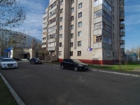 Нижнекамск, улица Бызова, дом 32. многоквартирный дом