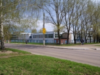 Nizhnekamsk, 学校 №15, Kaymanov st, 房屋 4