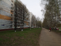 Nizhnekamsk, Vakhitov avenue, house 8. Apartment house