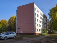 Nizhnekamsk, Khimikov avenue, 房屋 12А. 公寓楼