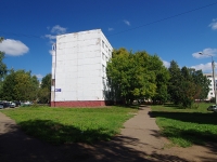 Nizhnekamsk, Khimikov avenue, 房屋 14Б. 公寓楼