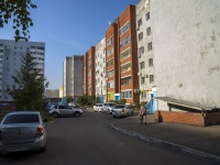 Nizhnekamsk, Khimikov avenue, house 23. Apartment house