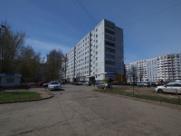 Nizhnekamsk, Khimikov avenue, 房屋 94. 公寓楼
