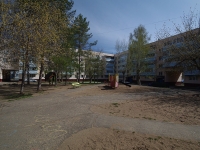 Nizhnekamsk, Khimikov avenue, house 108. Apartment house