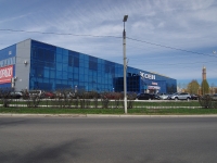 Nizhnekamsk, shopping center "Эссен", Gagarin st, house 25