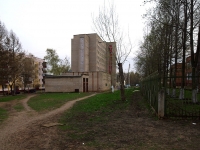 Nizhnekamsk, Gagarin st, house 7. Apartment house