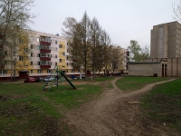 Nizhnekamsk, Gagarin st, house 9. Apartment house