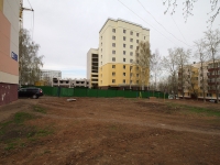 Nizhnekamsk, Gagarin st, house 11. building under construction