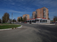Nizhnekamsk, Gagarin st, house 38. Apartment house