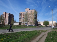 Nizhnekamsk, Gagarin st, house 38. Apartment house