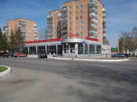 Nizhnekamsk, Gagarin st, 房屋 34А. 商店